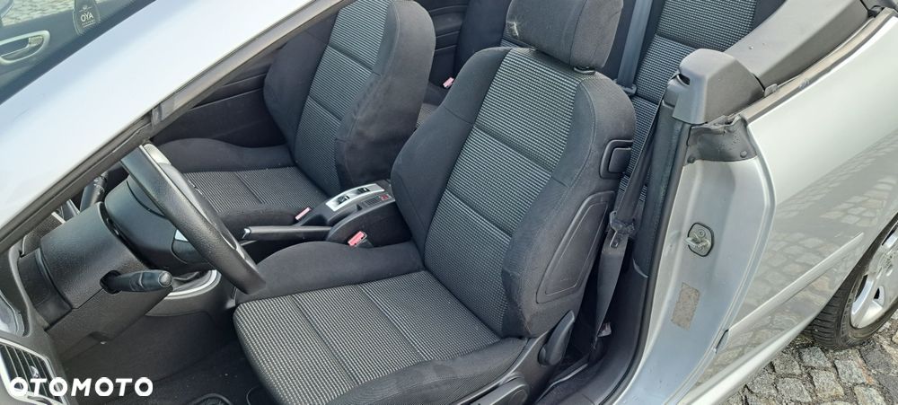 Peugeot 307 CC - 8