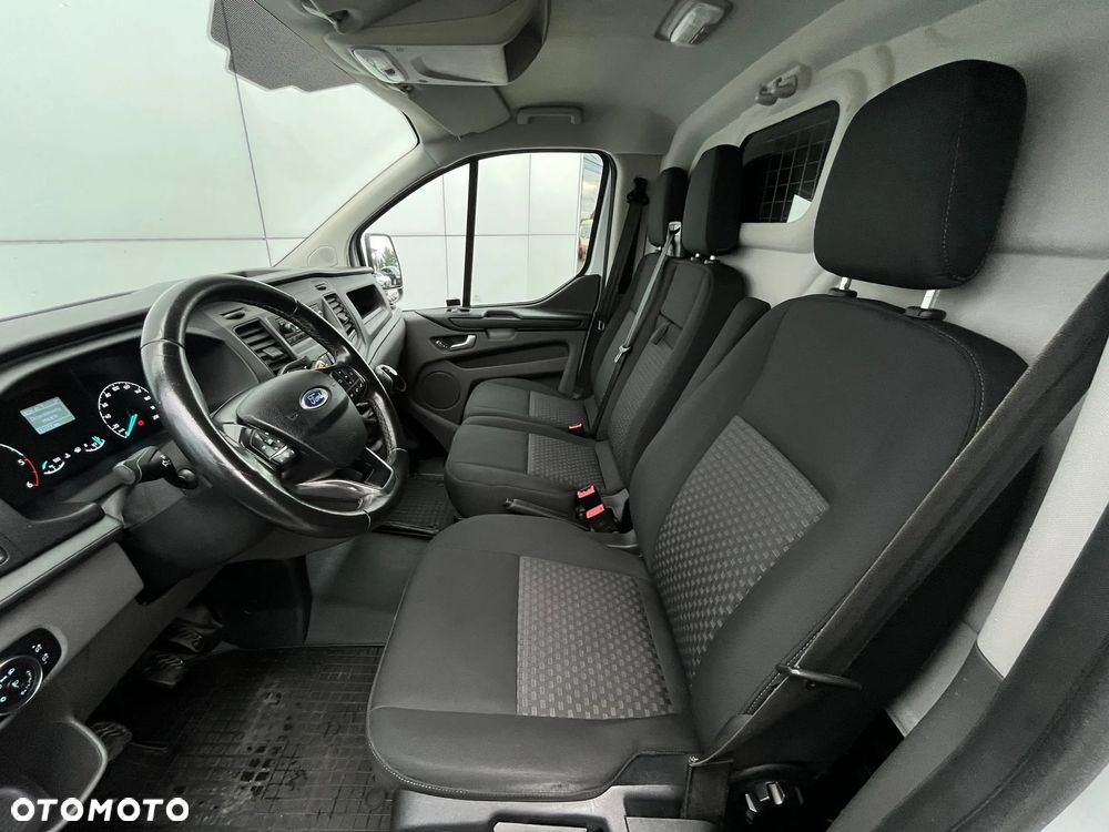 Ford Transit Custom - 16