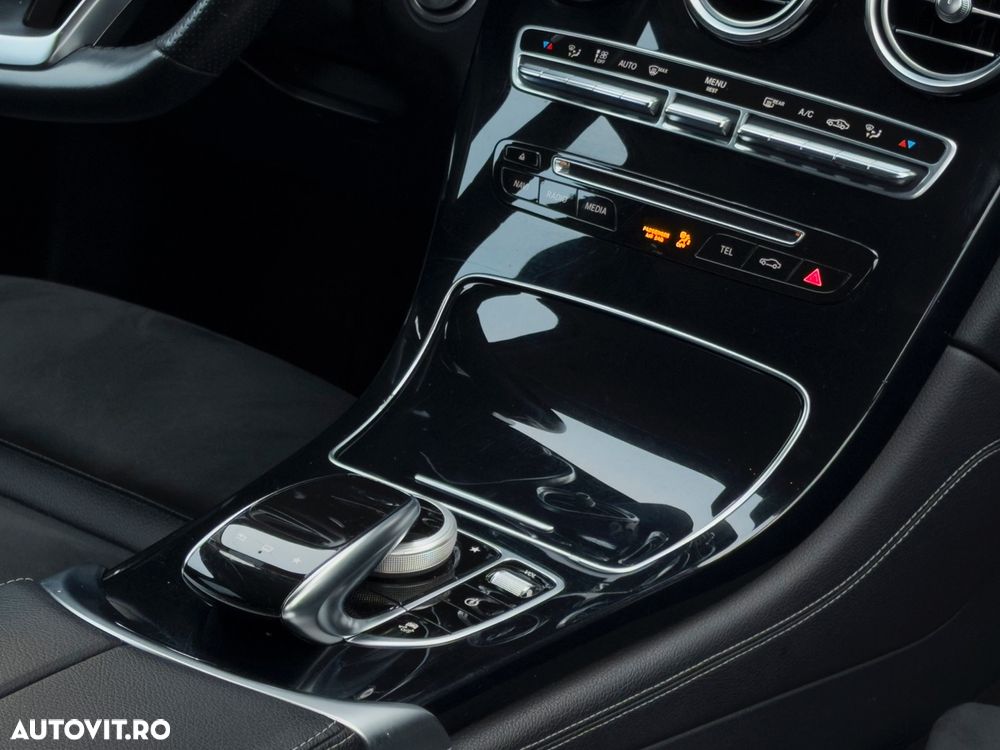 Mercedes-Benz GLC 250 d 4Matic 9G-TRONIC - 29