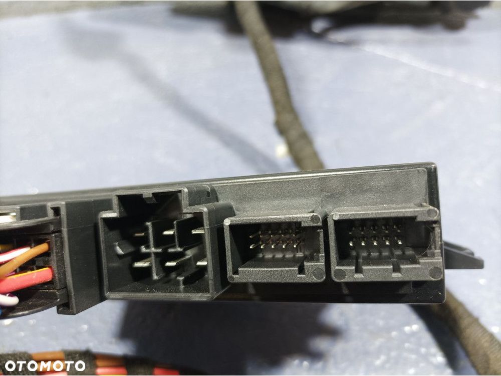 VW PASSAT B8 KOMBI HAK DO PRZYCZEPY ELEKTRYCZNY 3G9803881B 5Q0907383N - 9