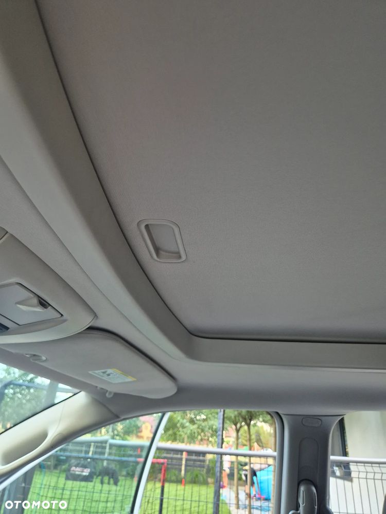 Chrysler Town & Country 3.6 Limited - 18