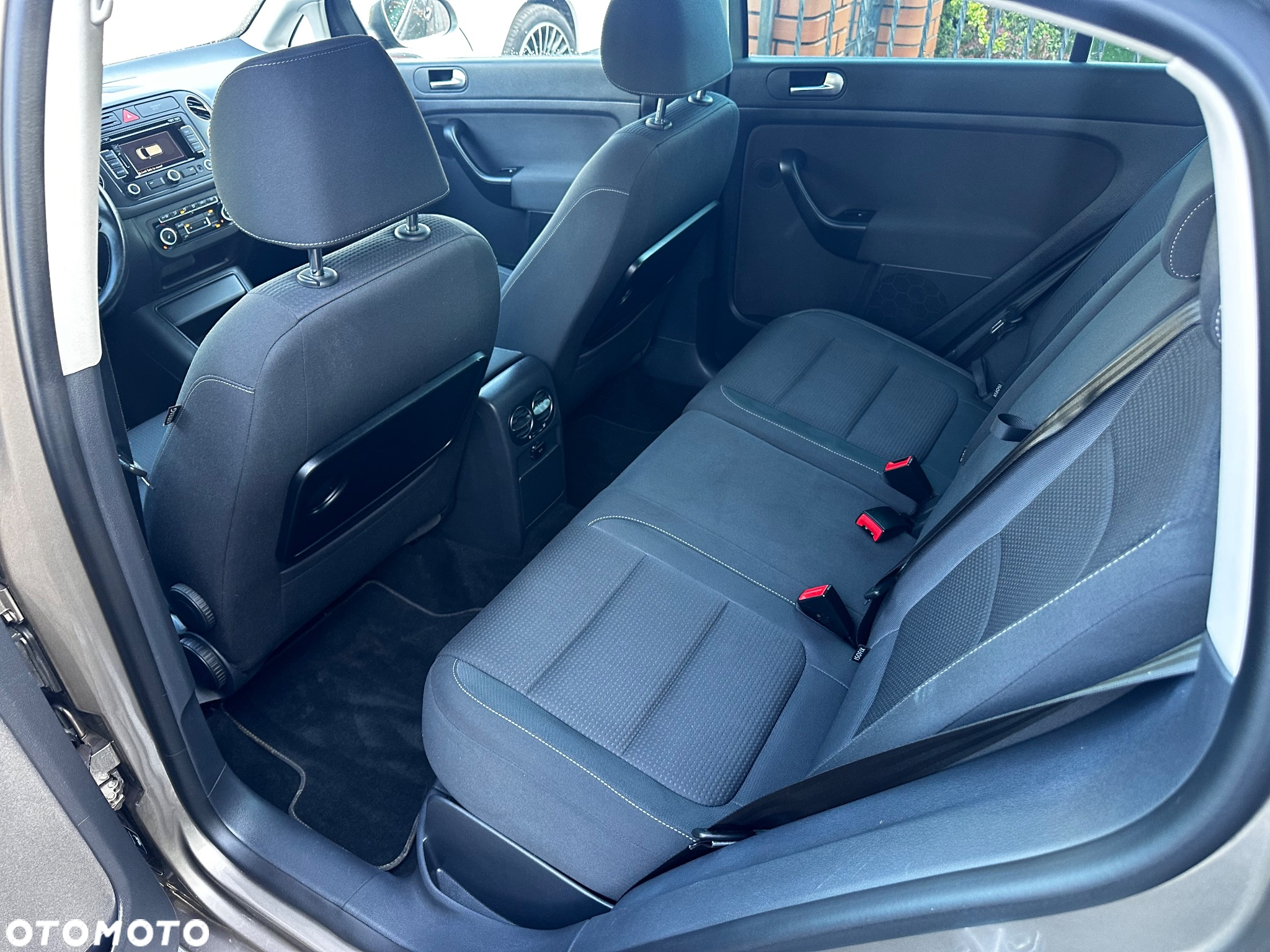 Volkswagen Golf Plus 1.4 TSI DSG Style - 23