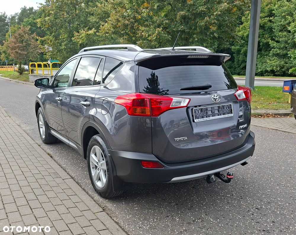 Toyota RAV4 - 4