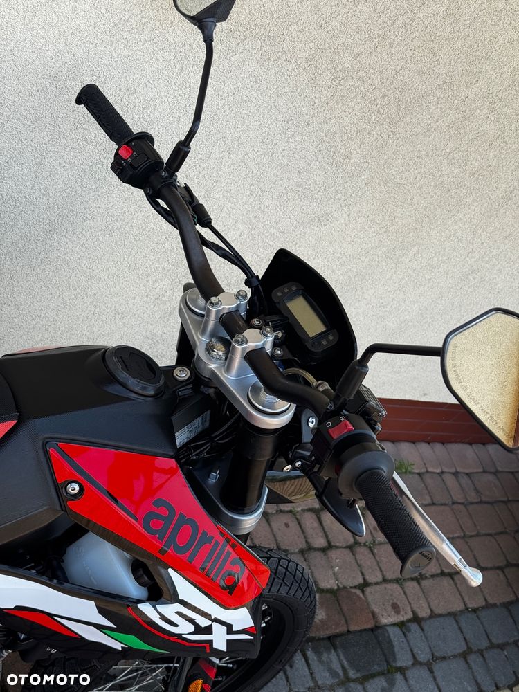 Aprilia Inny - 19
