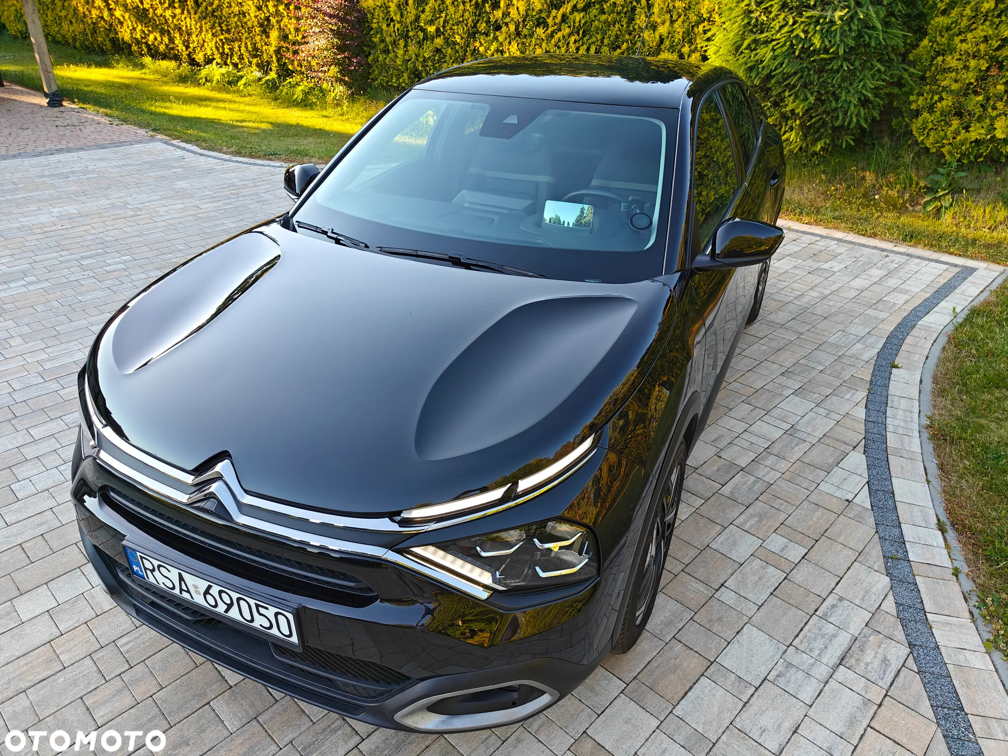 Citroën C4 BlueHDi 130 Stop&Start EAT8 SHINE - 4