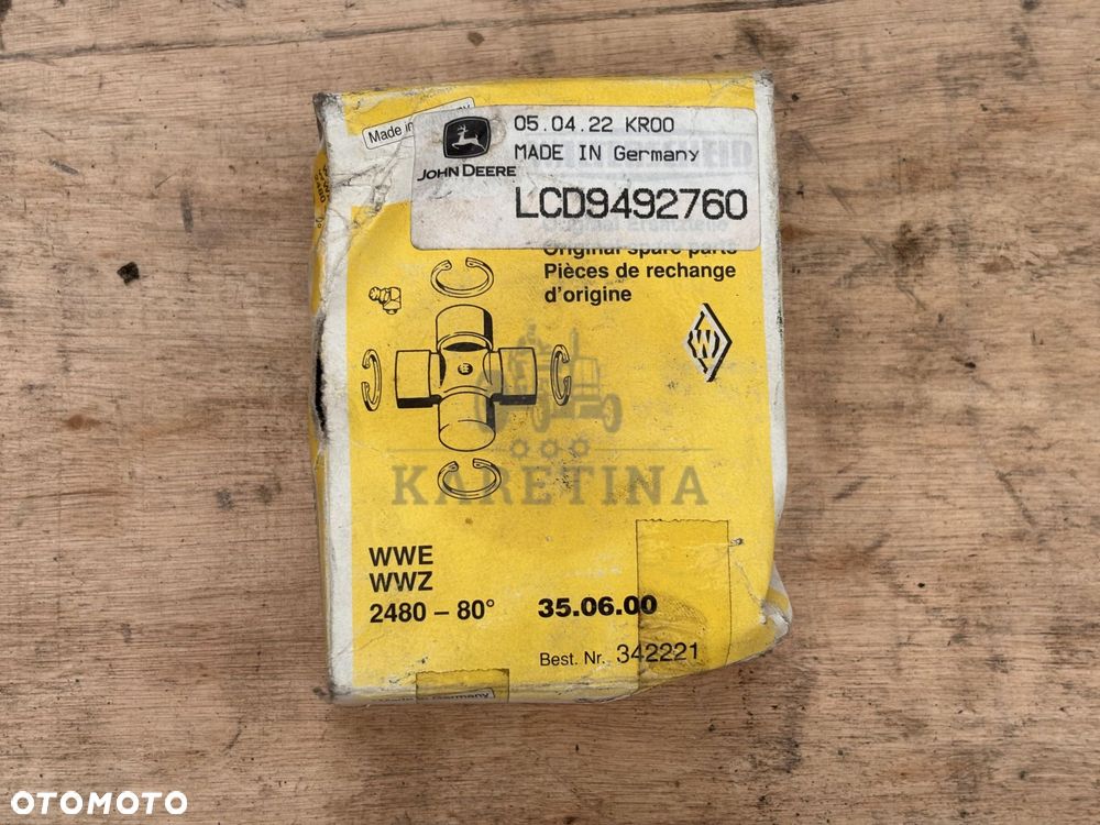 John Deere 680 690-80 690-70 Krzyżak Wału Z Łożyskami LCD9492760 - 1