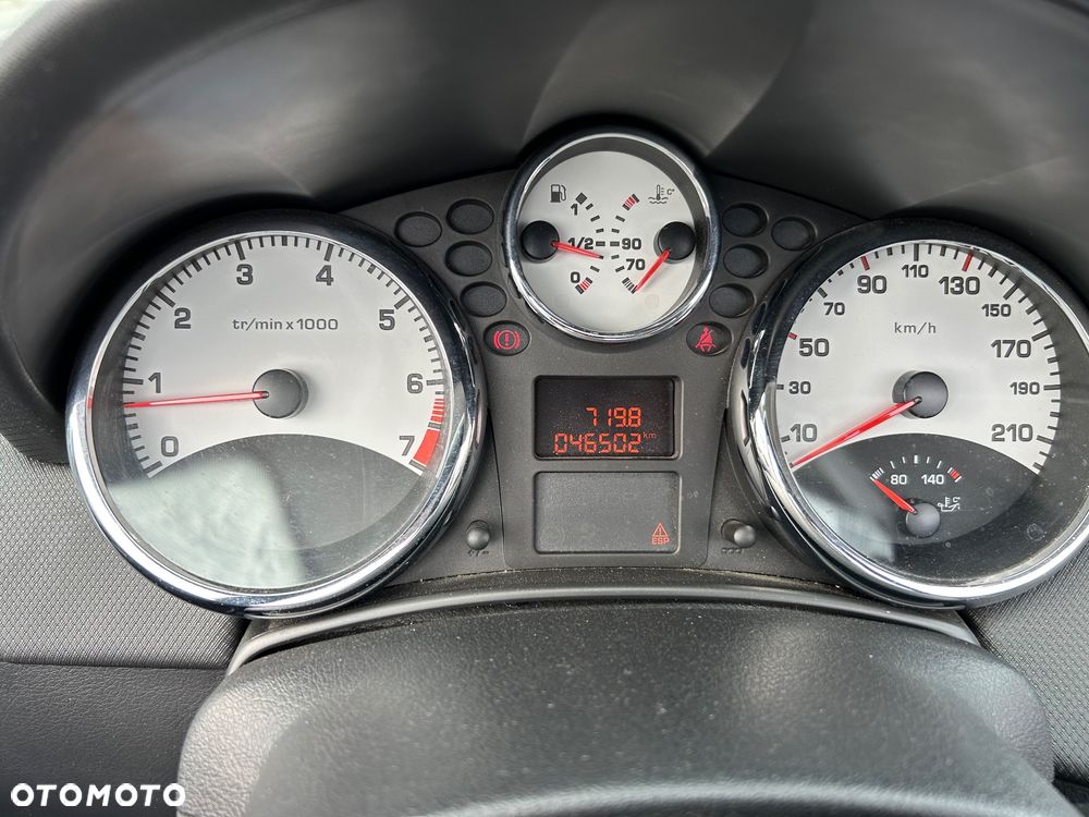 Peugeot 207 - 7