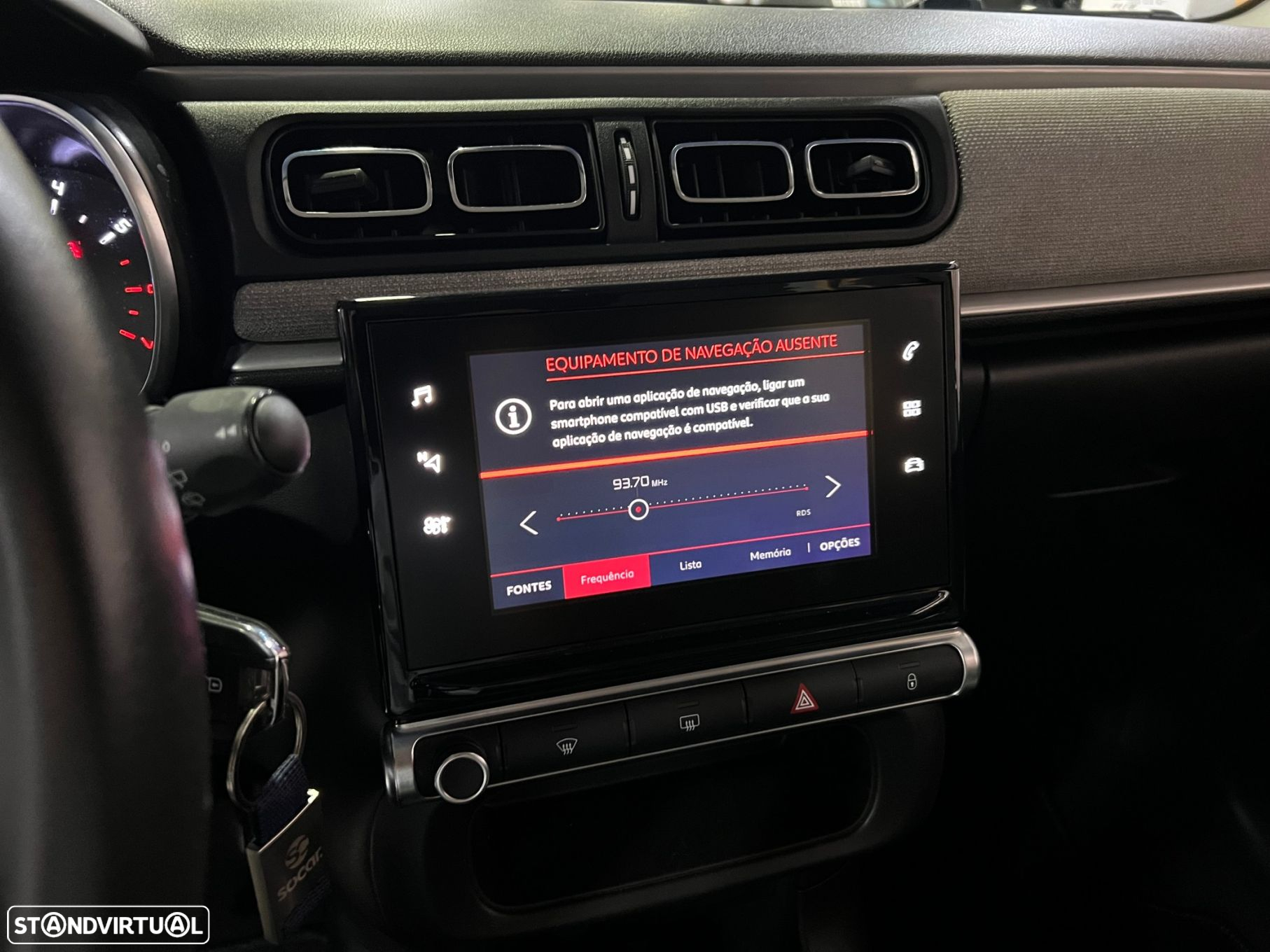Citroën C3 1.2 PureTech Shine - 18