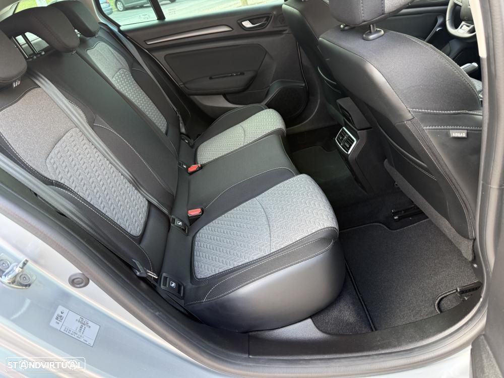 Renault Mégane Sport Tourer 1.5 Blue dCi Limited - 21