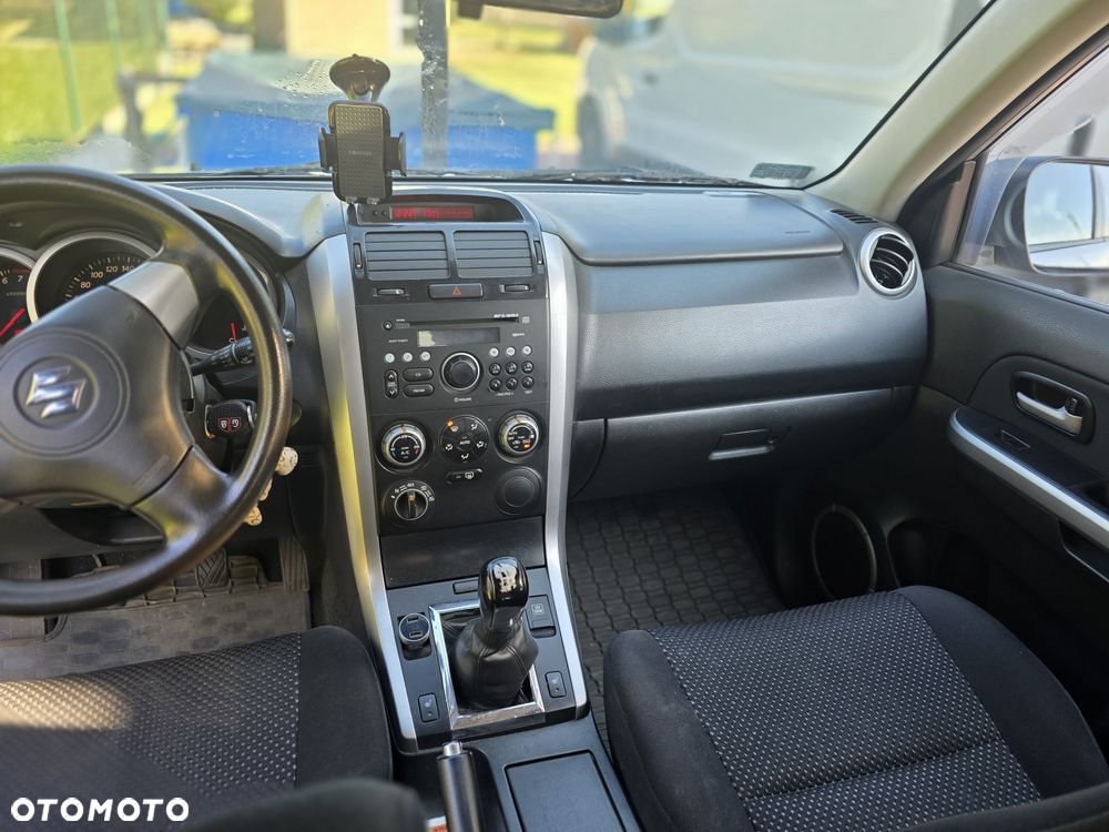 Suzuki Grand Vitara - 6