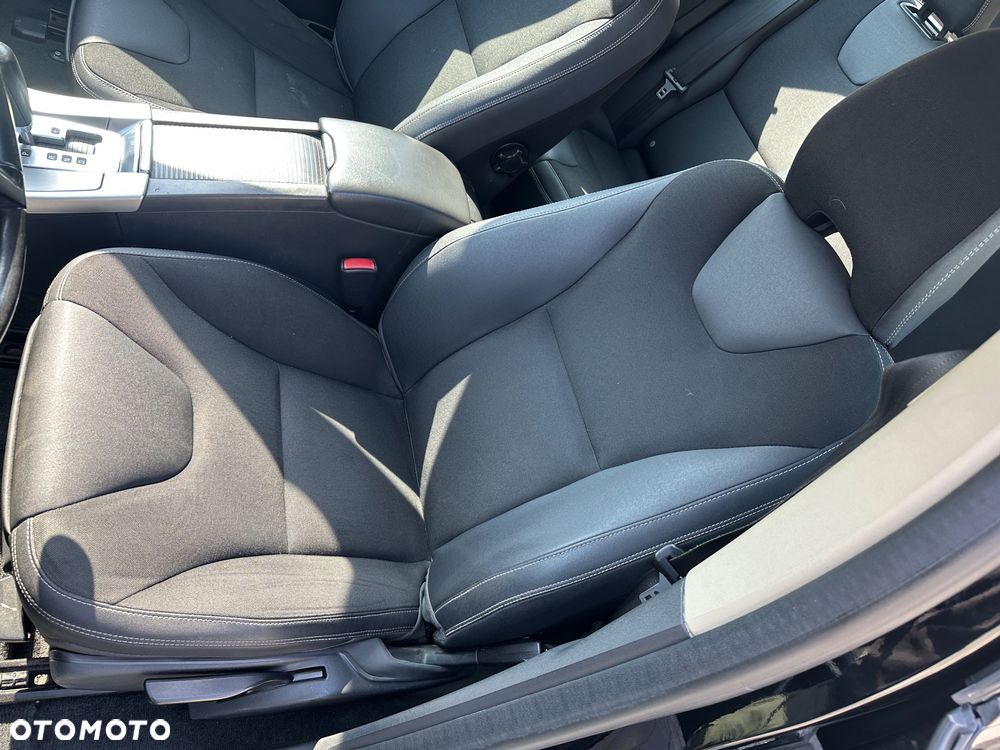 Volvo XC 60 D5 AWD Summum - 21