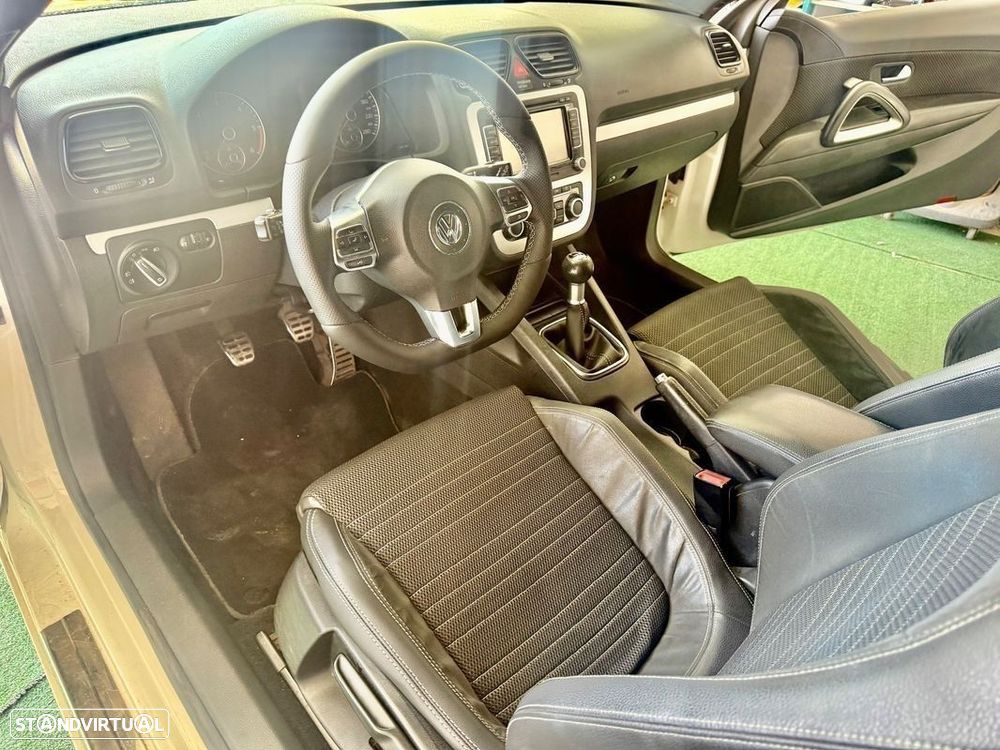VW Scirocco 2.0 TDI Sport - 45