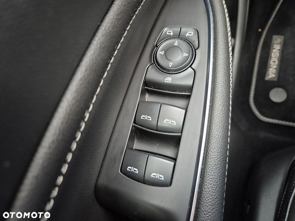 Opel Insignia 1.5 T GPF Elite S&S - 19