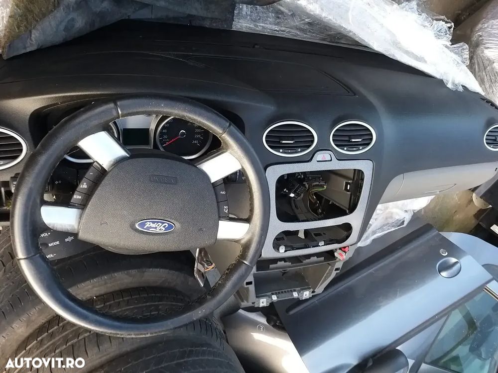 Plansa de Bord cu Airbag pentru Ford Focus 2 din 2009 Facelift - 1