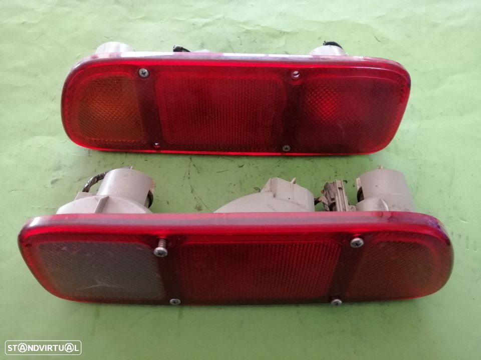 Par de farolins trás Nissan Terrano II - 1