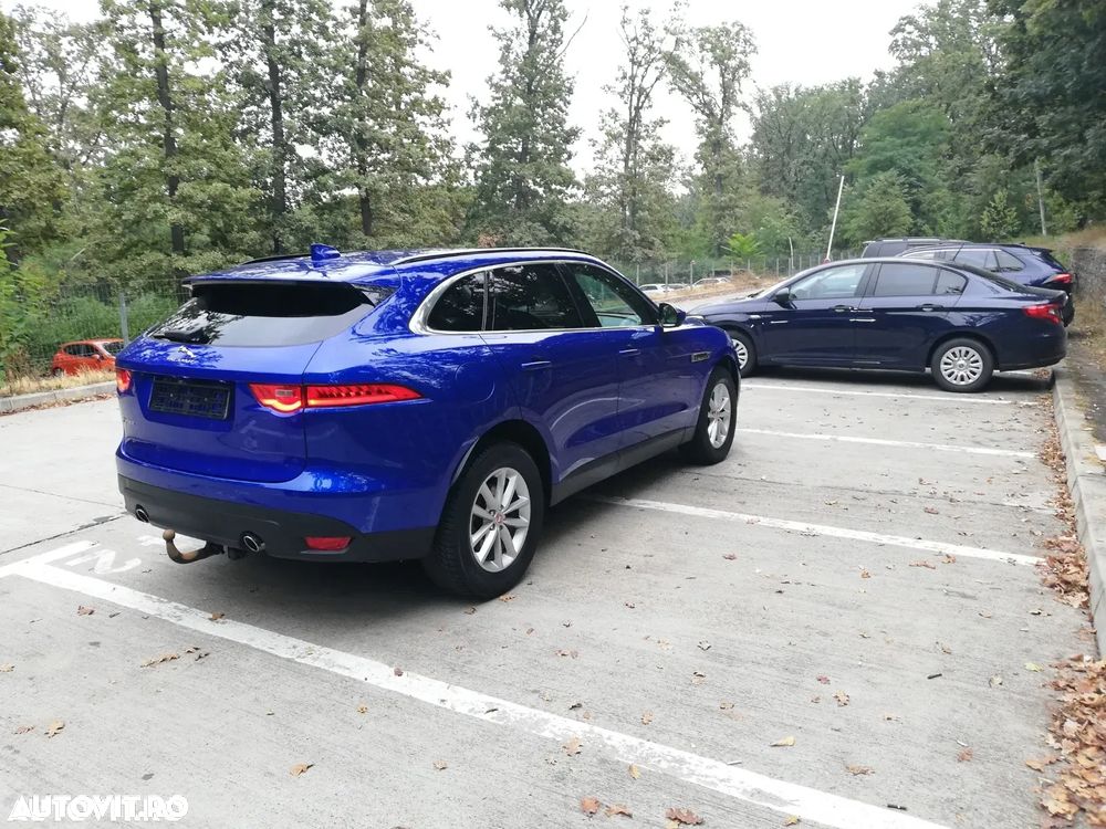 Jaguar F-Pace 20d AWD Portfolio - 9