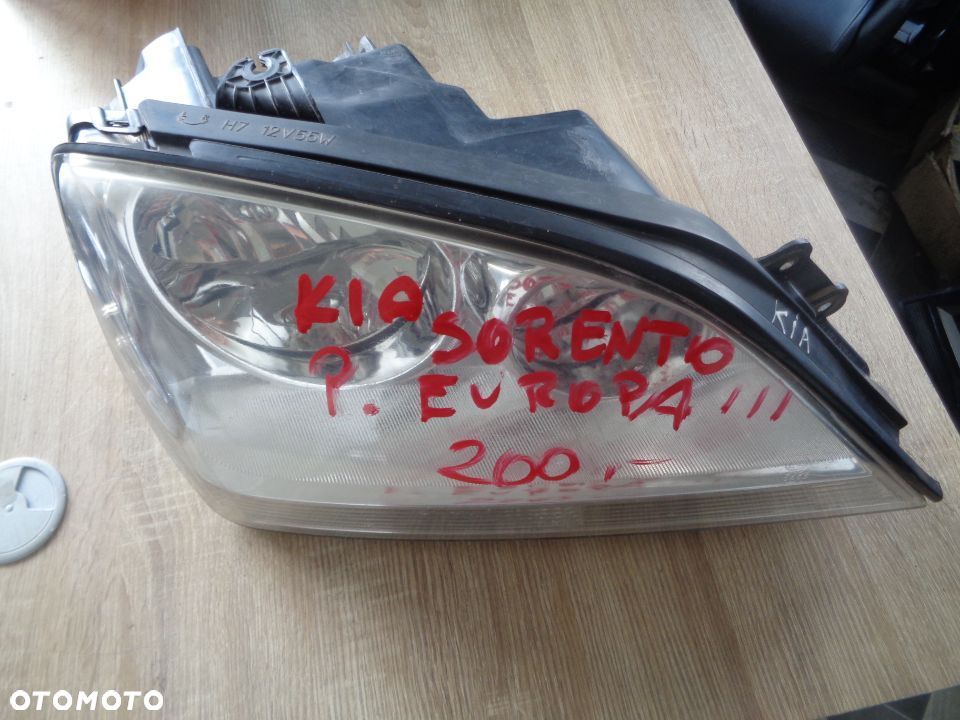 KIA SORENTO LAMPA PRAWA PRZÓD PRZEDNIA EUROPA - 1