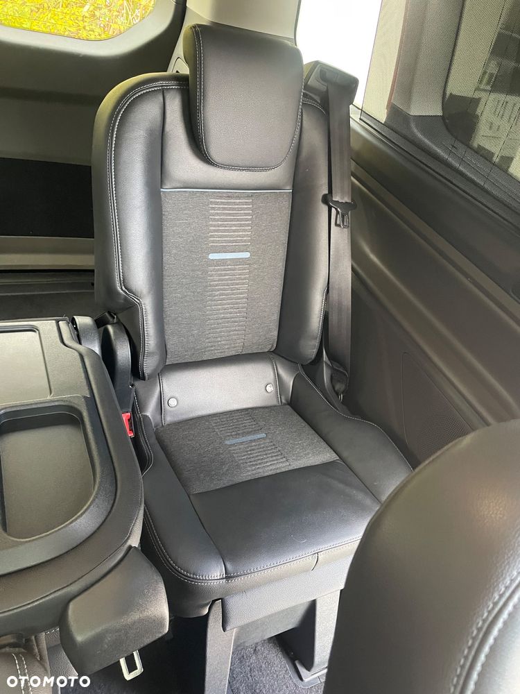 Ford Tourneo Custom - 9