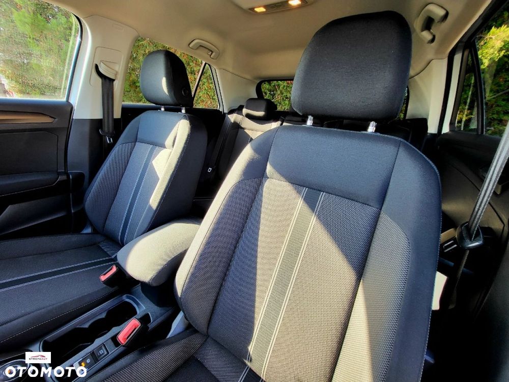 Volkswagen T-Cross - 34