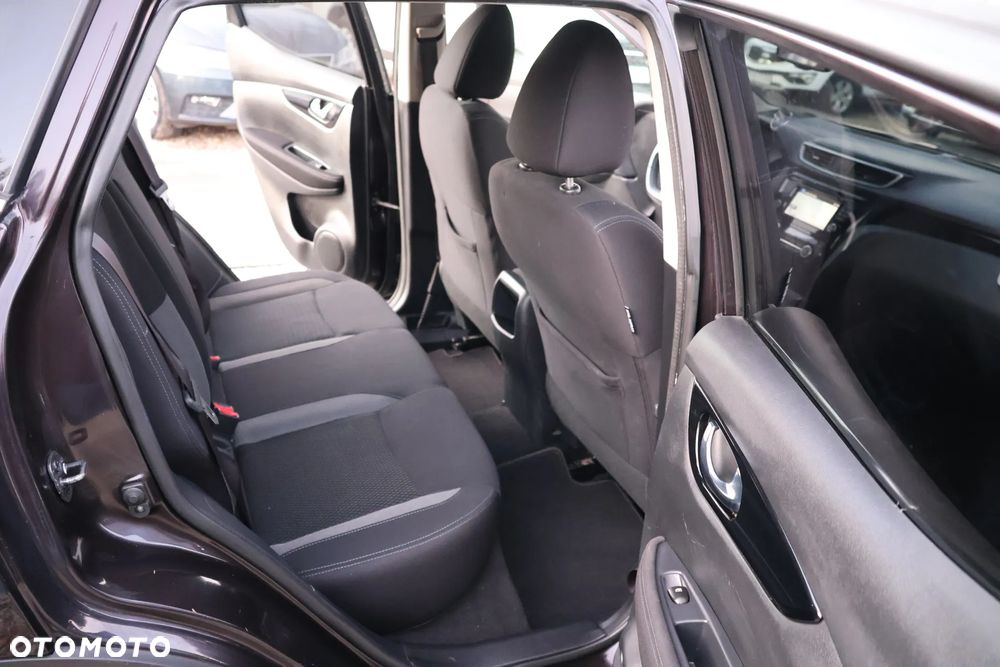 Nissan Qashqai 1.2 DIG-T Acenta EU6 - 8