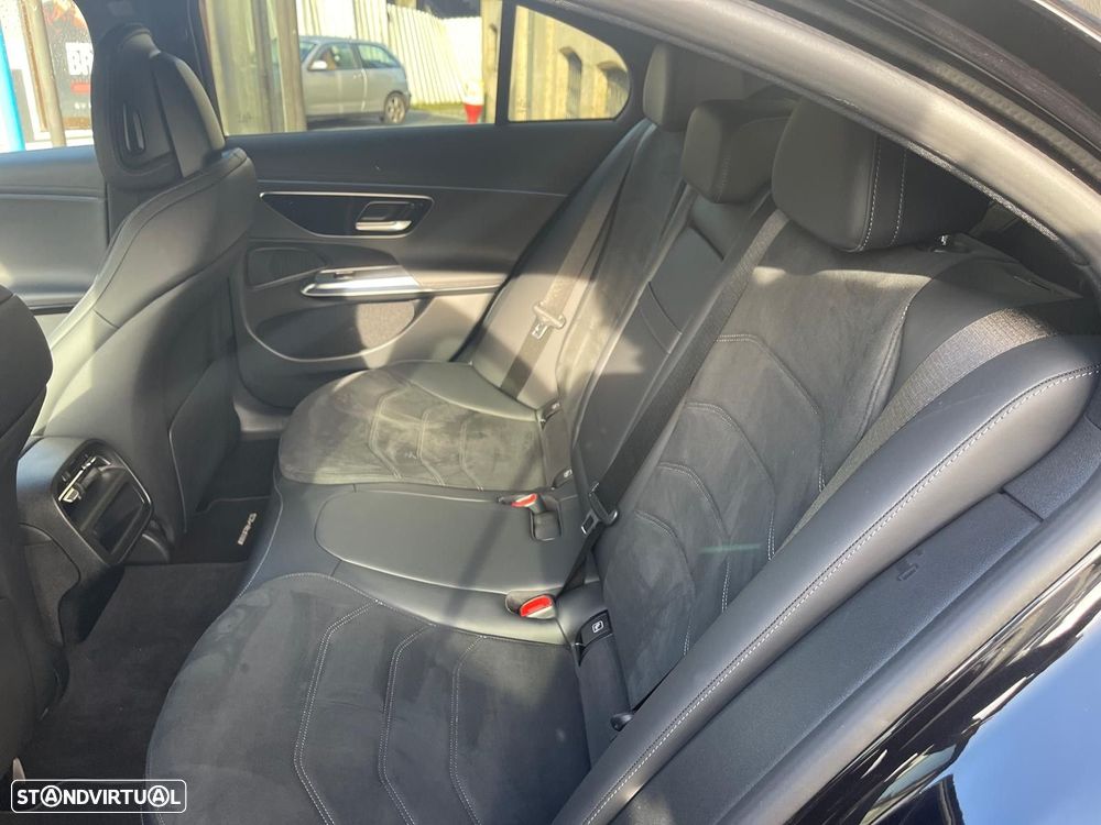 Mercedes-Benz E 220 d AMG Line - 26