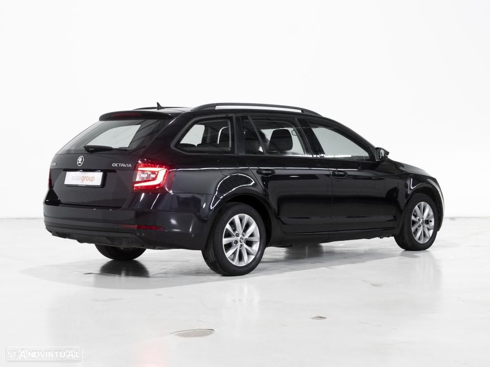 Skoda Octavia Break 2.0 TDI Ambition DSG - 4