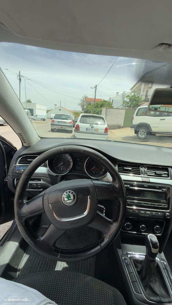 Skoda Superb 1.9 TDI Greenline - 6