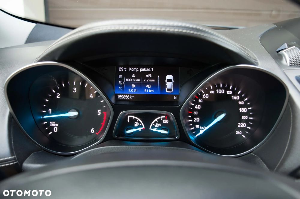 Ford Kuga 2.0 TDCi 4x4 Vignale - 21