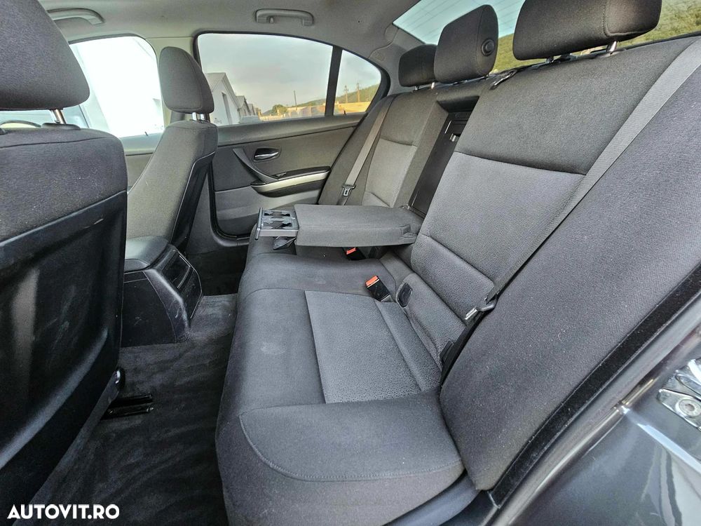 BMW Seria 3 320d DPF - 25