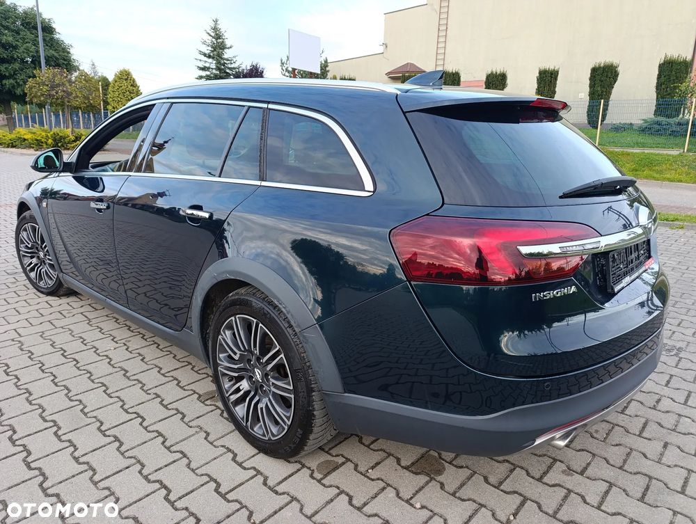 Opel Insignia 2.0 Turbo 4x4 Automatik Design Edition - 2