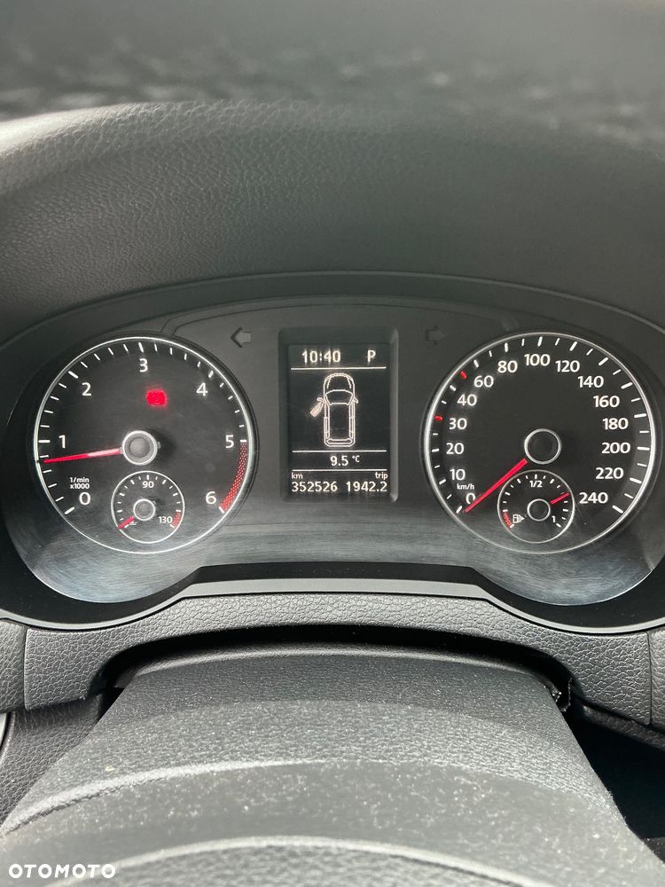 Volkswagen Sharan 2.0 TDI Highline DSG - 5