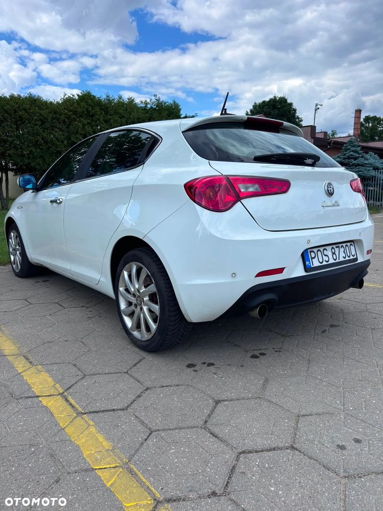 Alfa Romeo Giulietta 2.0 JTDM 16V - 2