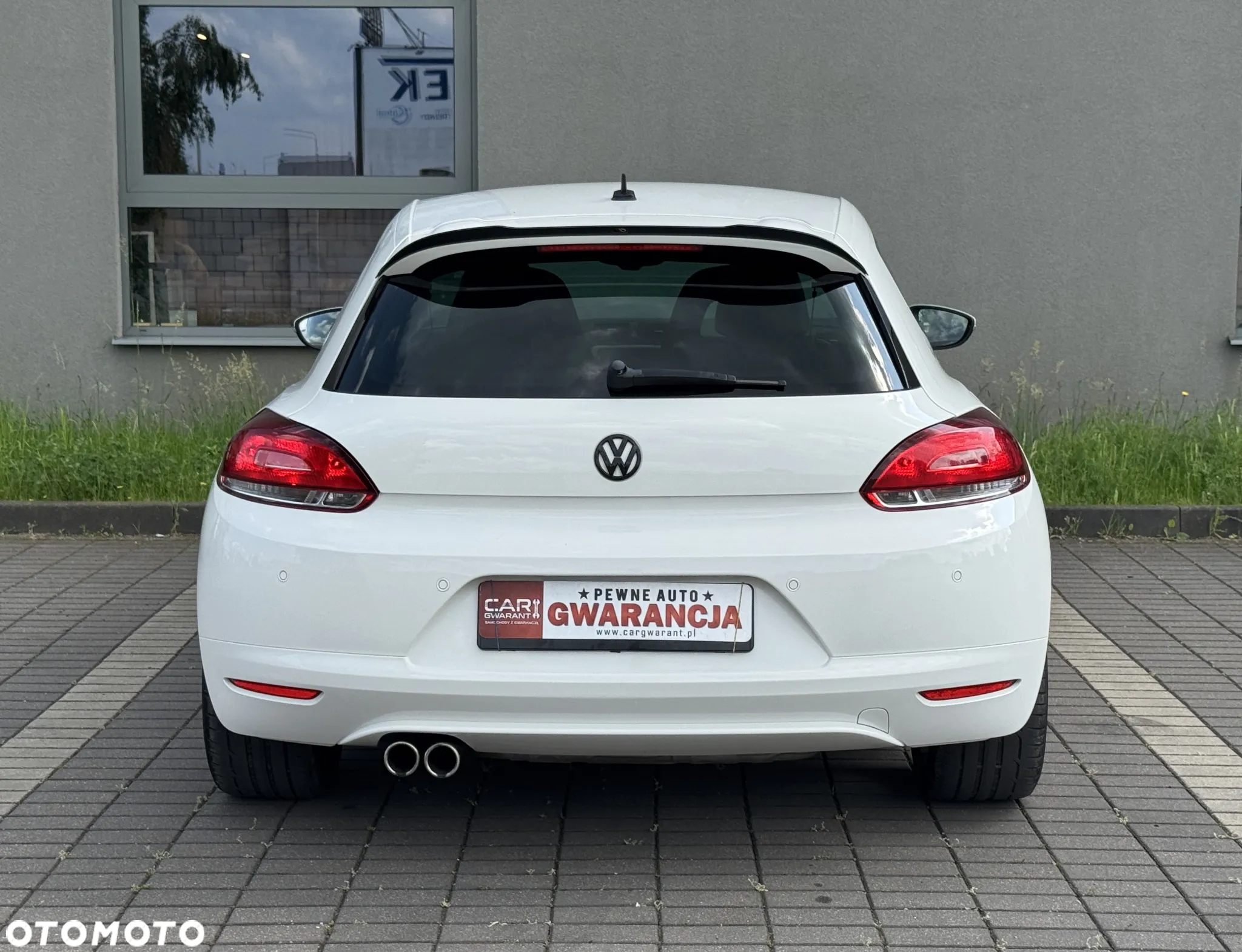 Volkswagen Scirocco 2.0 TSI - 12