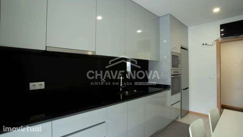 Apartamento T2 como novo em Vilar do Paraíso - Grande imagem: 4/12