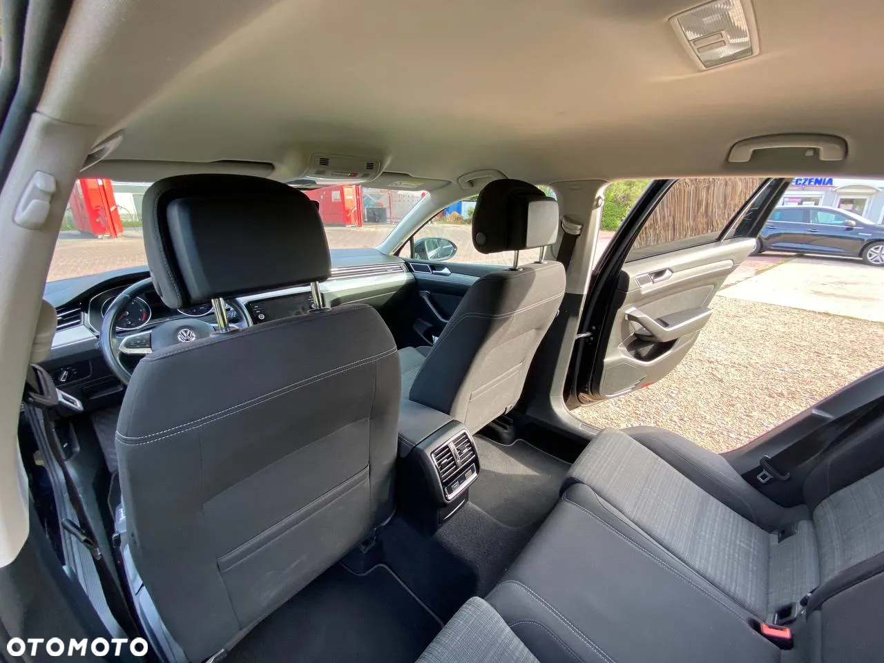 Volkswagen Passat - 7