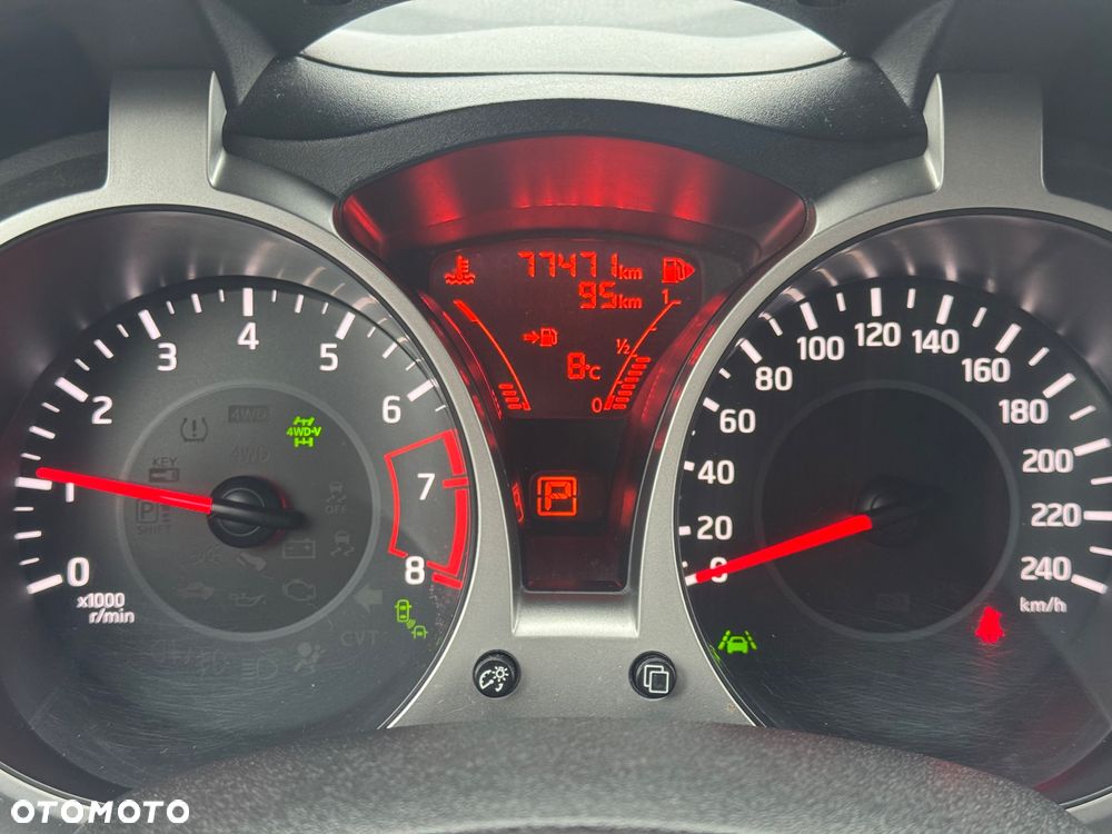 Nissan Juke 1.6 DIG-T Tekna (lea) EU6 - 22