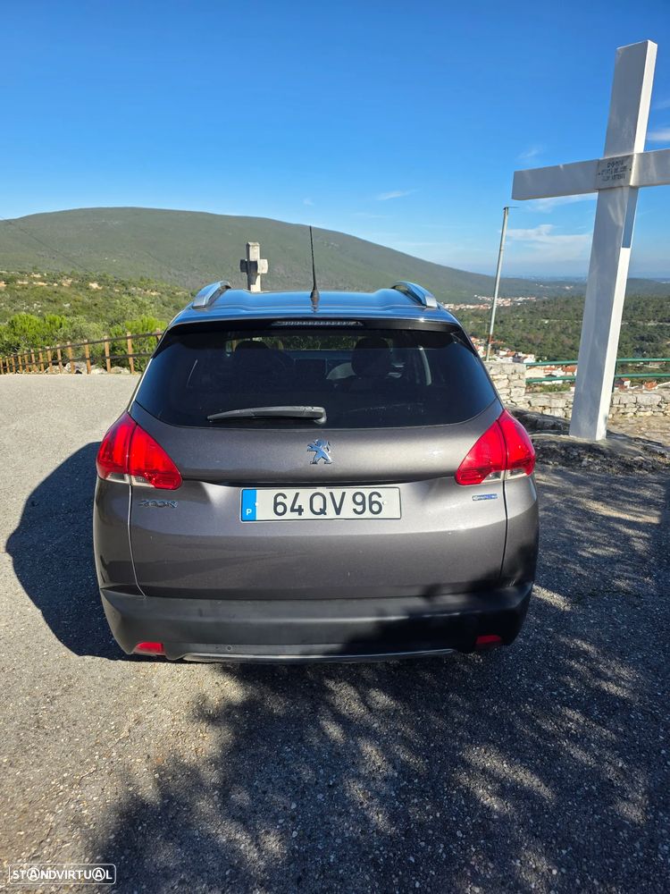 Peugeot 2008 1.6 BlueHDi Style - 3