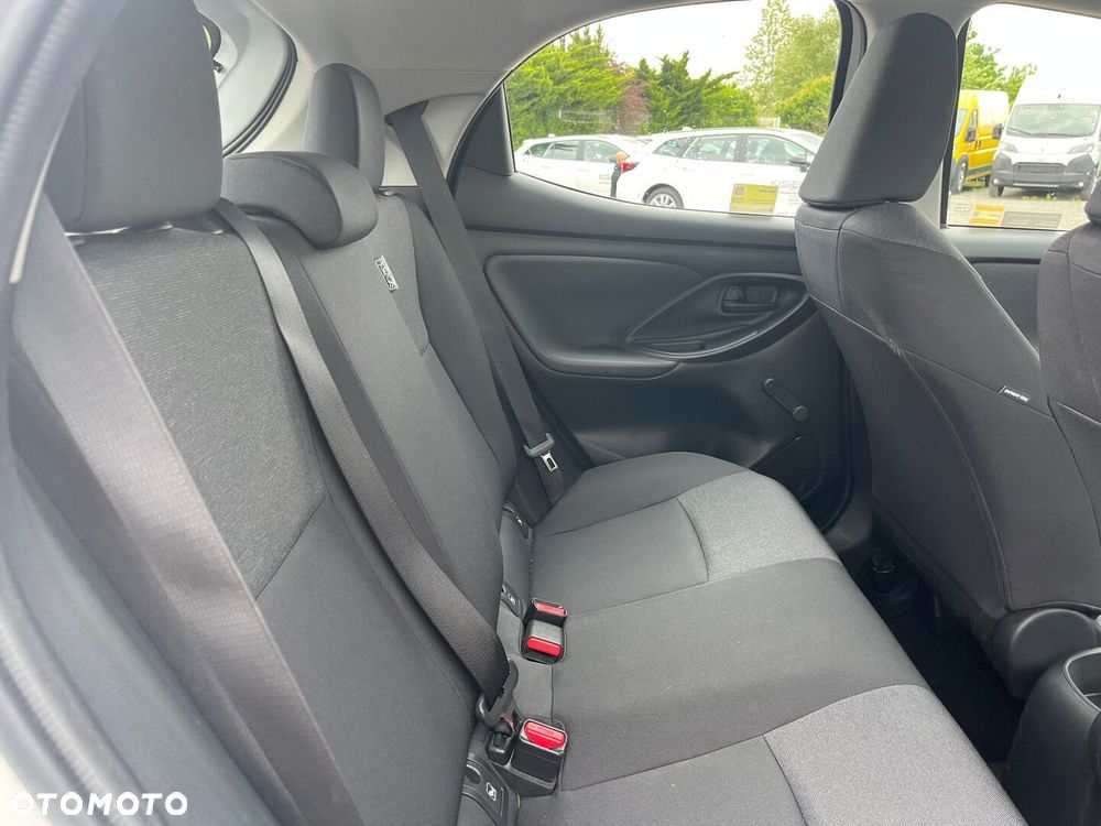 Toyota Yaris - 27