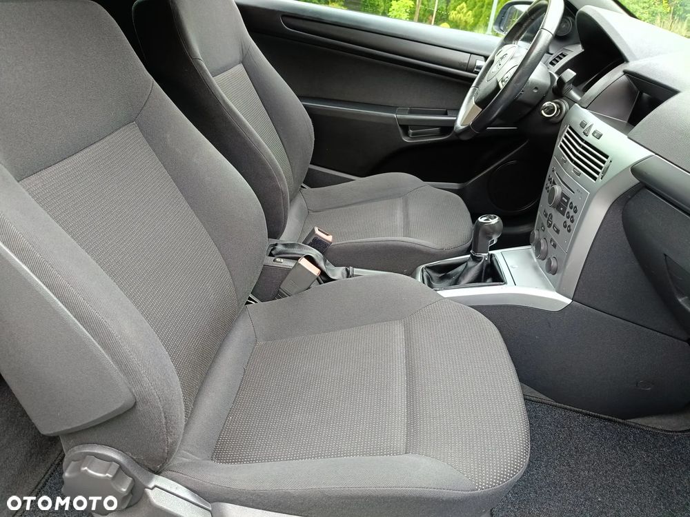 Opel Astra - 33