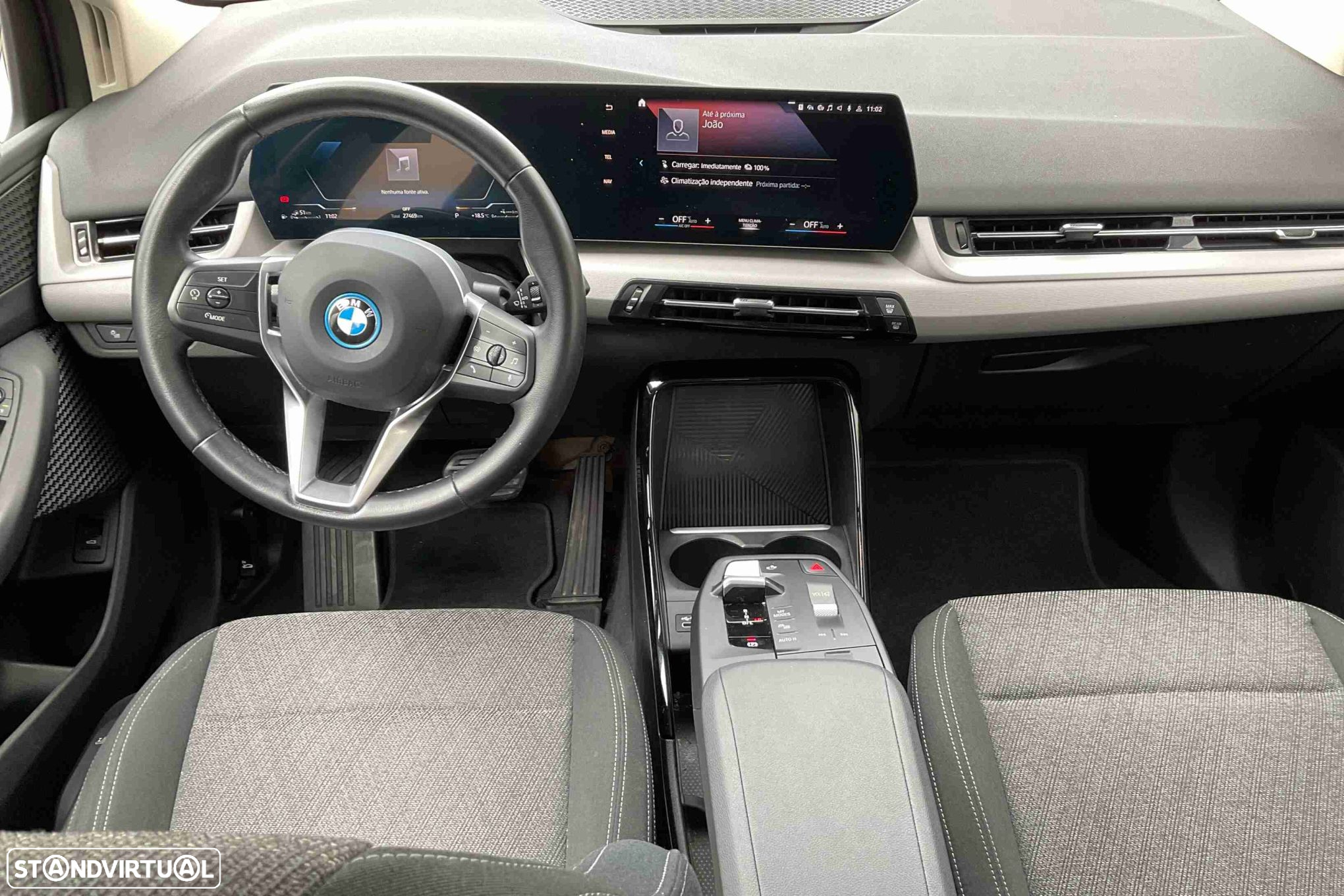 BMW 225xe Active Tourer - 9