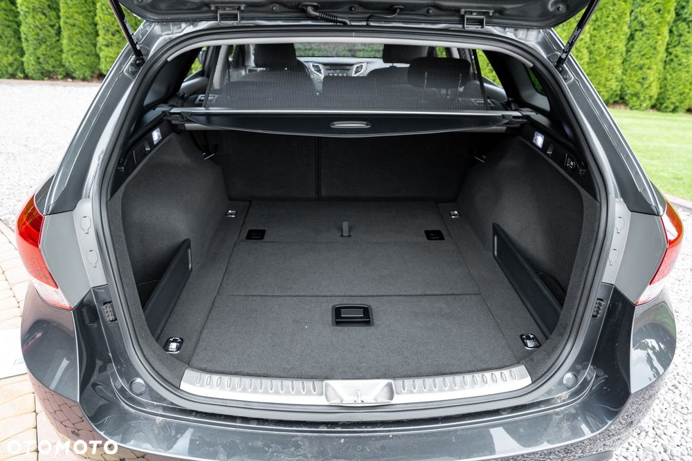 Hyundai i40 Kombi 1.7 CRDi DCT Premium - 20