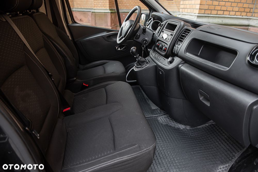 Opel VIVARO KARAWAN - 19