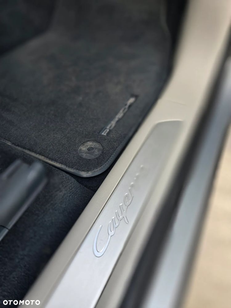 Porsche Cayenne Platinum Edition - 20