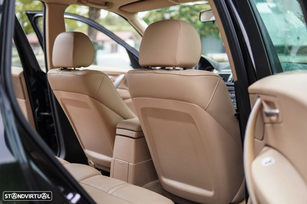 BMW X3 2.0 d - 38