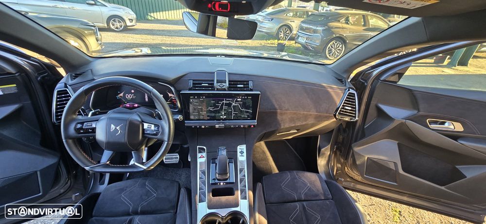 DS DS7 Crossback E-Tense Performance Line+ EAT8 - 17