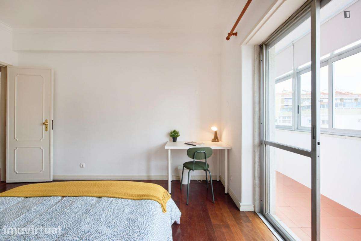 Quarto - localizado em Benfica Lisbon - Grande imagem: 3/12