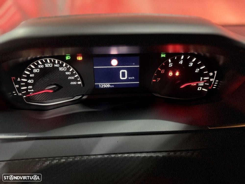 Peugeot 208 1.2 PureTech Active Pack - 21