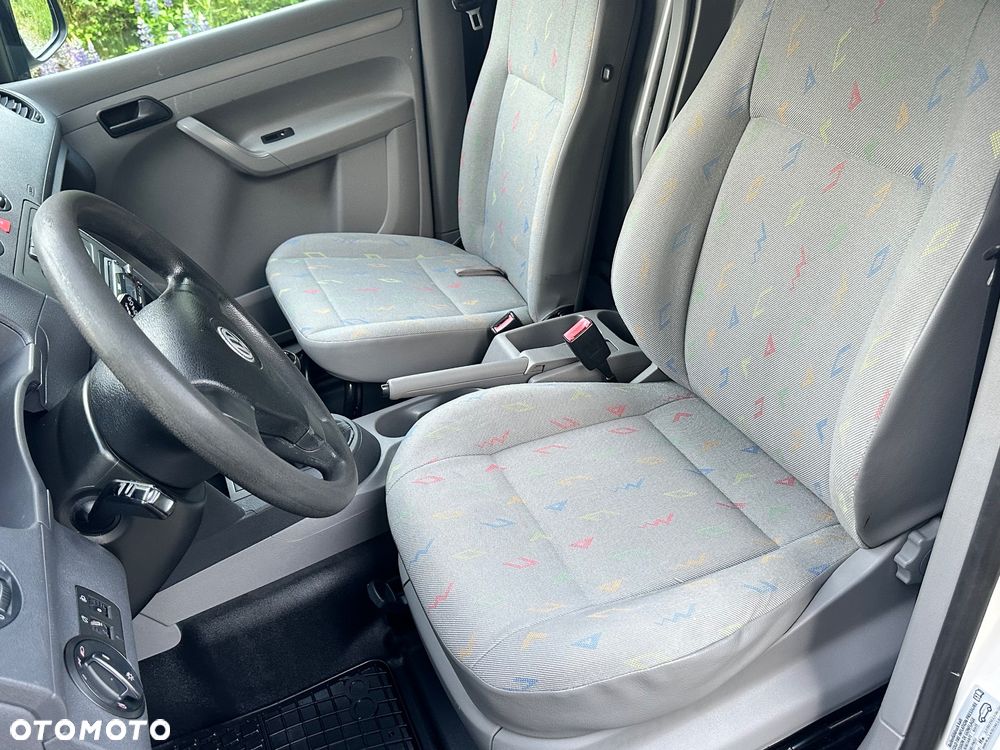 Volkswagen Caddy - 9