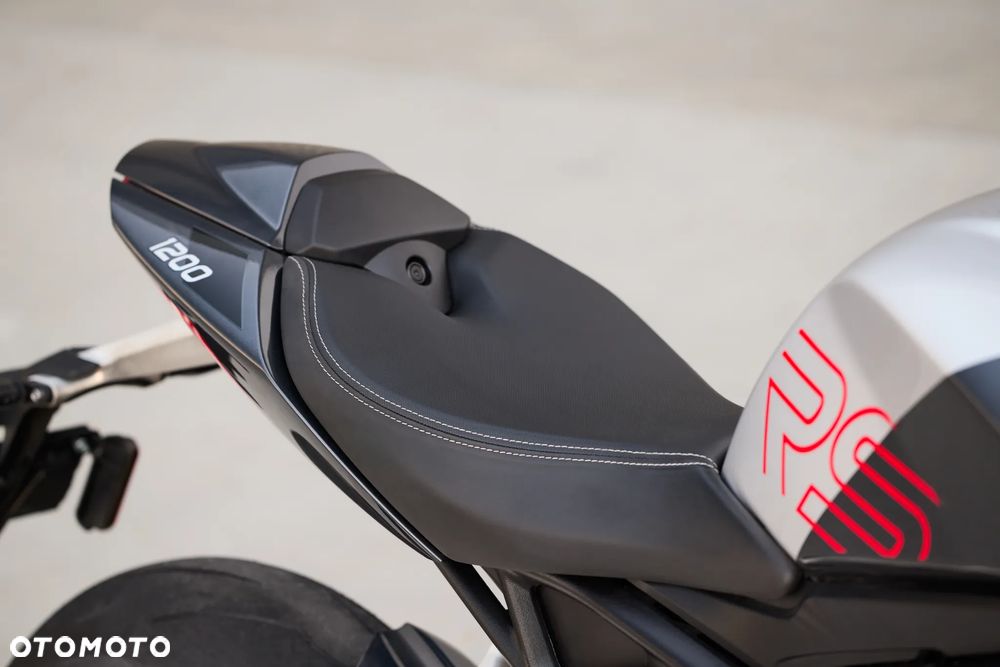 Triumph Speed Triple - 9