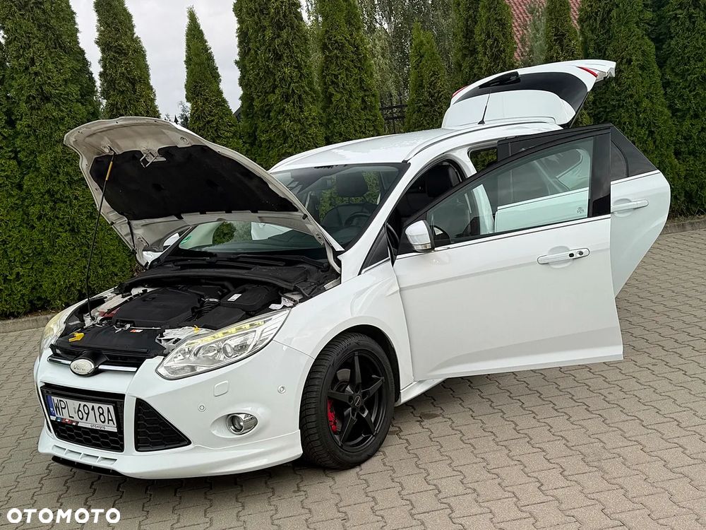 Ford Focus 1.6 EcoBoost Titanium - 37